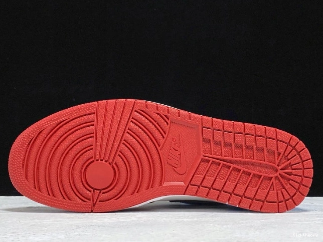 Kick Theory CK5666-100 1 High Jordan Retro OG Air Fearless 0708